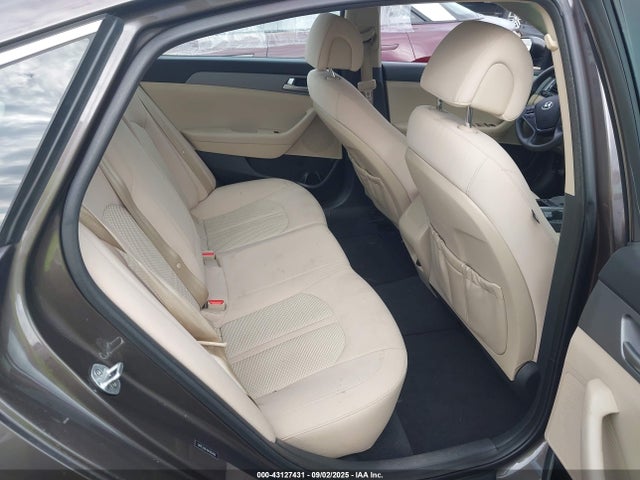 5NPE24AF4HH483498 Hyundai 2017