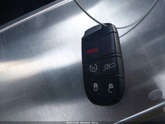 2019 JEEP GRAND CHEROKEE 1C4RJEBG5KC752077 Photo 10