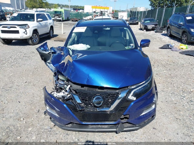 JN1BJ1CW2MW438388 Nissan ROGUE SPORT