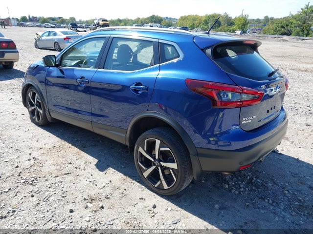 JN1BJ1CW2MW438388 Nissan ROGUE SPORT
