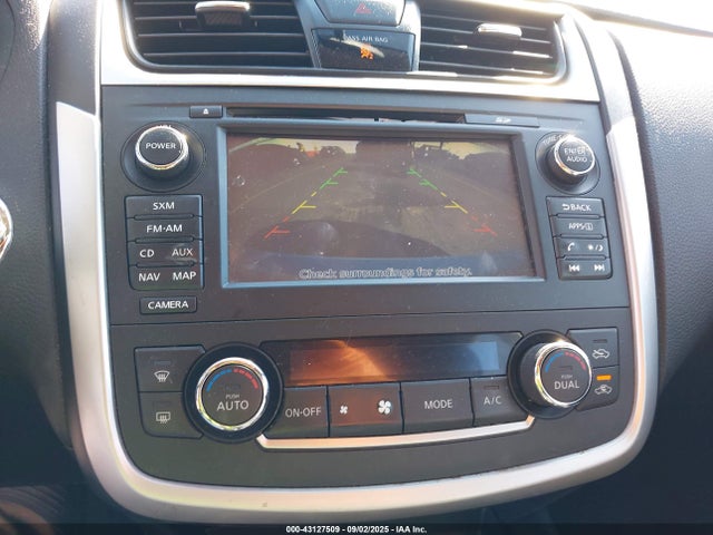 1N4AL3AP9GC282551 Nissan 2016