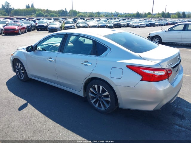 1N4AL3AP9GC282551 Nissan 2016