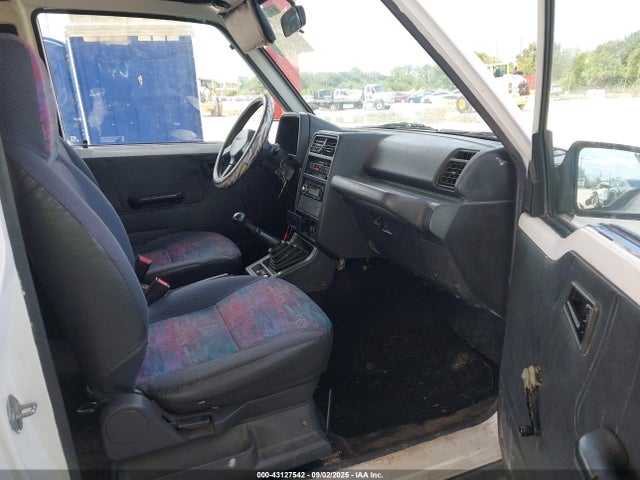 1995 GEO TRACKER 2CNBE18U8S6948997 Photo 4