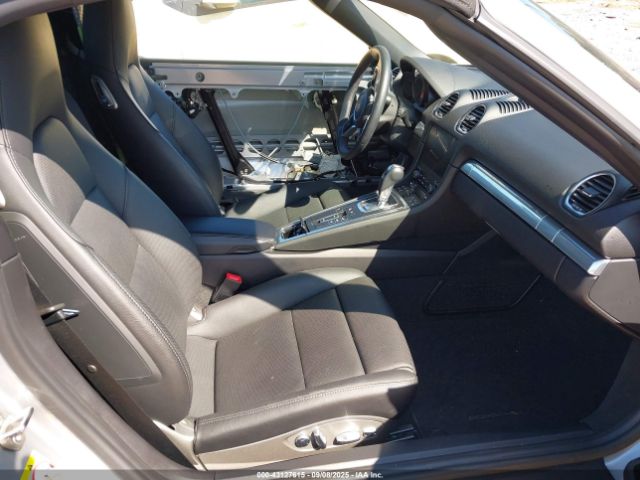 2024 PORSCHE 718 BOXSTER WP0CB2A83RK223206 Photo 4