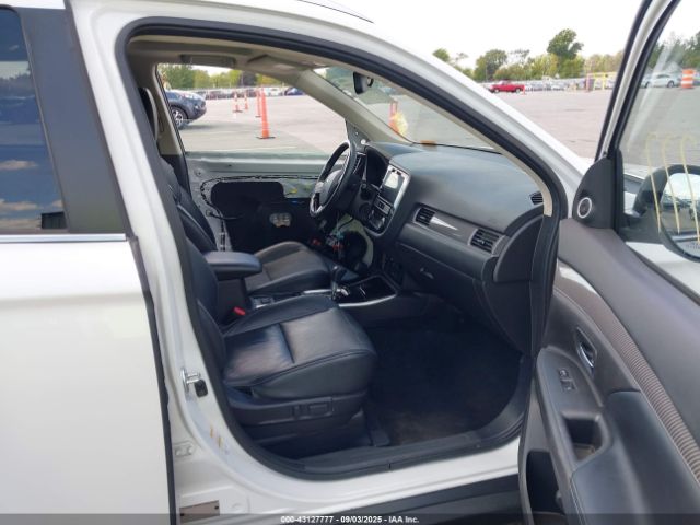 2019 MITSUBISHI OUTLANDER JA4AD3A36KZ011872 Photo 4