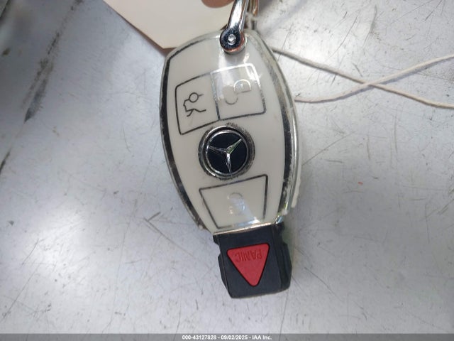 43127828 :رقم المزاد ، 55SWF4JB8GU128710 vin ، 2016 Mercedes-benz C 300 مزاد بيع