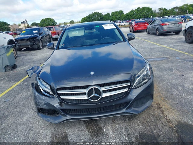 43127828 :رقم المزاد ، 55SWF4JB8GU128710 vin ، 2016 Mercedes-benz C 300 مزاد بيع