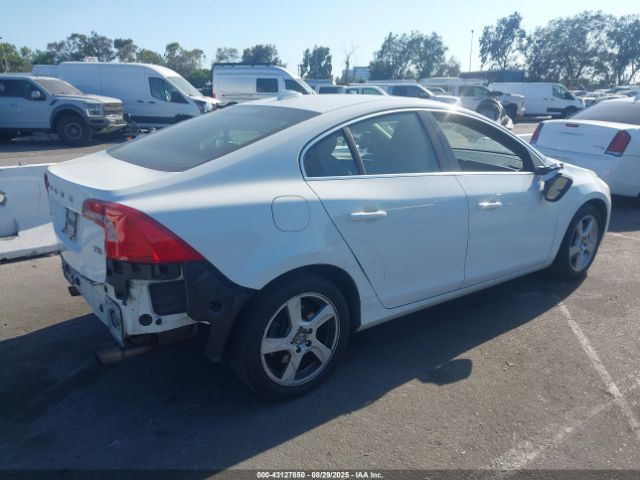 2012 VOLVO S60 YV1622FSXC2081732 Photo 3