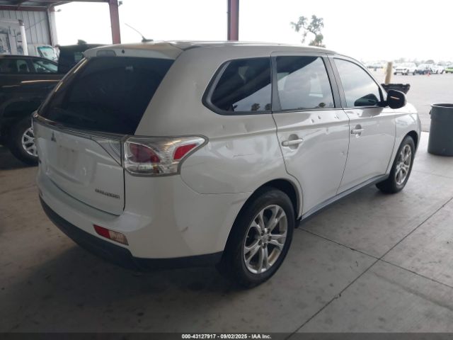 2014 MITSUBISHI OUTLANDER JA4AD3A37EZ004630 Photo 3