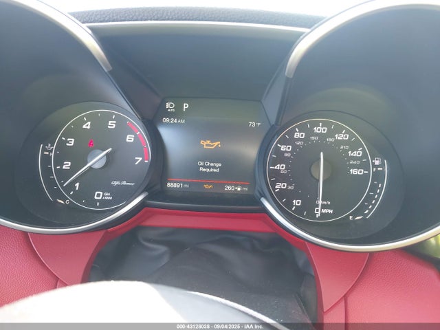 Alfa Romeo 2018 2018 ZARFAECN9J7583744 Image 7