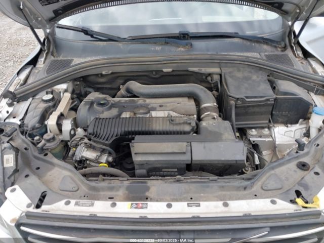 2016 VOLVO XC60 YV4612RK4G2784444 Photo 9