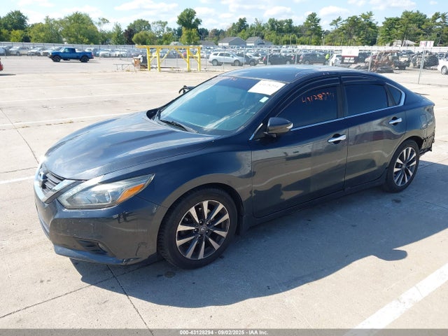 1N4AL3AP9GC269640 Nissan 2016