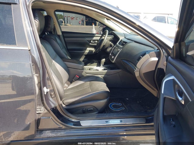 1N4AL3AP9GC269640 Nissan 2016