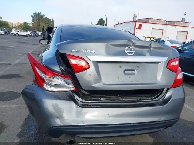 Nissan Altima 2.5 S 2017 1N4AL3AP7HC486136 Image 18