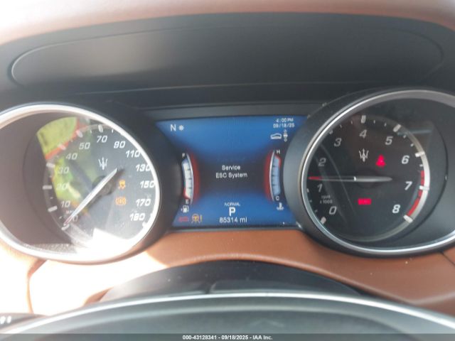 2019 MASERATI LEVANTE ZN661XUL7KX323586 Photo 6