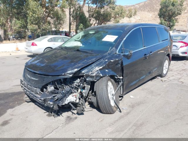 2022 CHRYSLER VOYAGER 2C4RC1CG5NR104512 Photo 1
