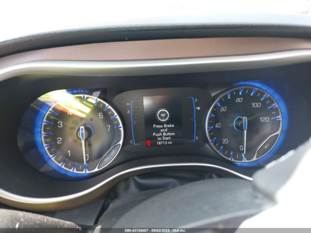 2022 CHRYSLER VOYAGER 2C4RC1CG5NR104512 Photo 6