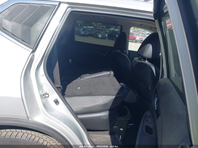 JN8AT2MVXJW348212 Nissan Rogue