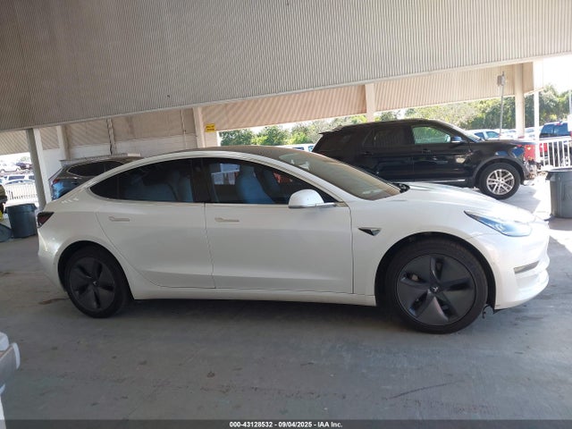 5YJ3E1EA2LF591072 Tesla MODEL 3