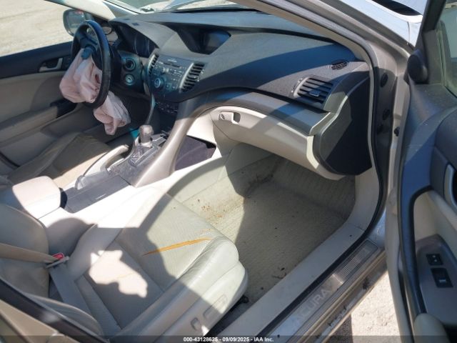 2010 ACURA TSX JH4CU2F64AC017844 Photo 4