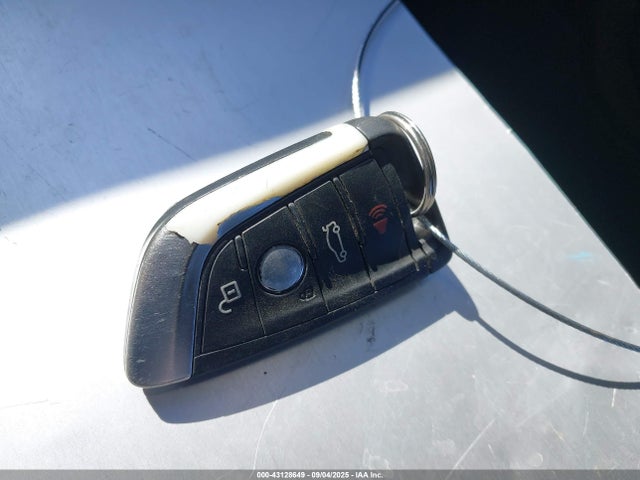 WBXHT3C30H5F71221 BMW X1