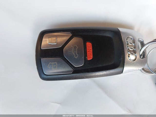 2018 AUDI A4 WAUKMAF40JN018349 Photo 10