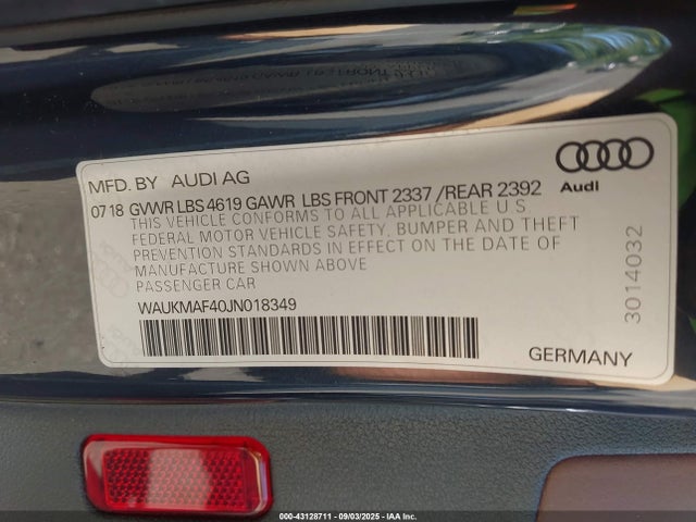 2018 AUDI A4 WAUKMAF40JN018349 Photo 8
