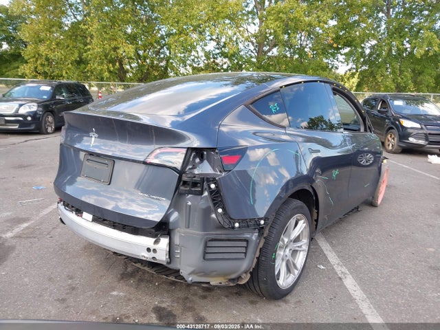 2023 TESLA MODEL Y 7SAYGDEE5PA157920 Photo 3