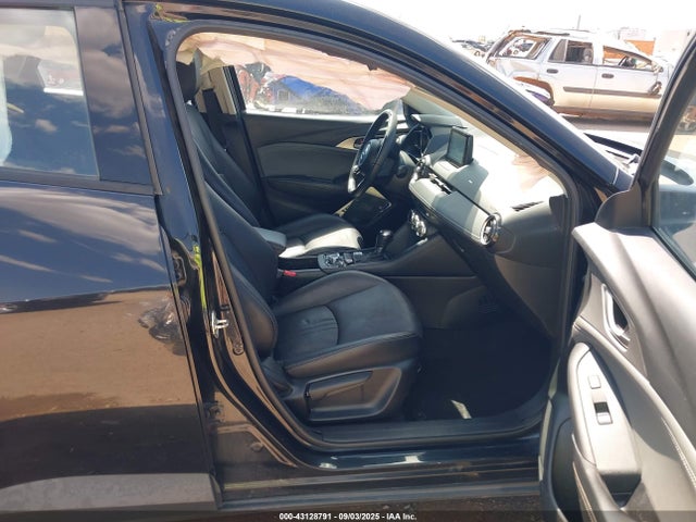 Mazda pe 2019 JM1DKFC76K0405600 Image 5