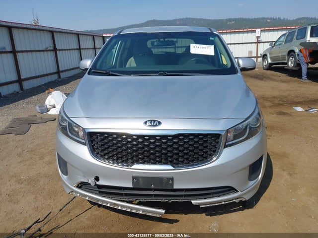 KNDMB5C18H6218595 KIA Sedona