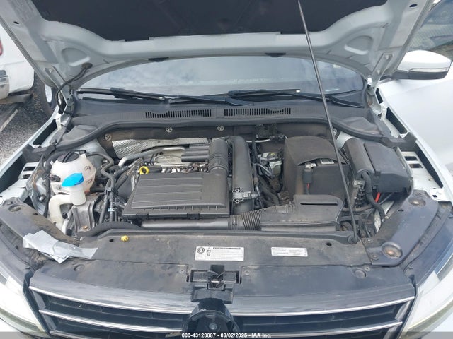 Volkswagen 1.4 tsi 2017 3VWDB7AJ7HM323446 Image 10