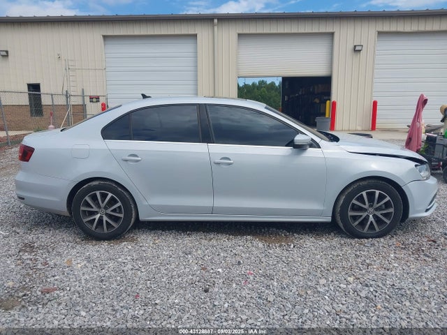 Volkswagen 1.4 tsi 2017 3VWDB7AJ7HM323446 Image 13