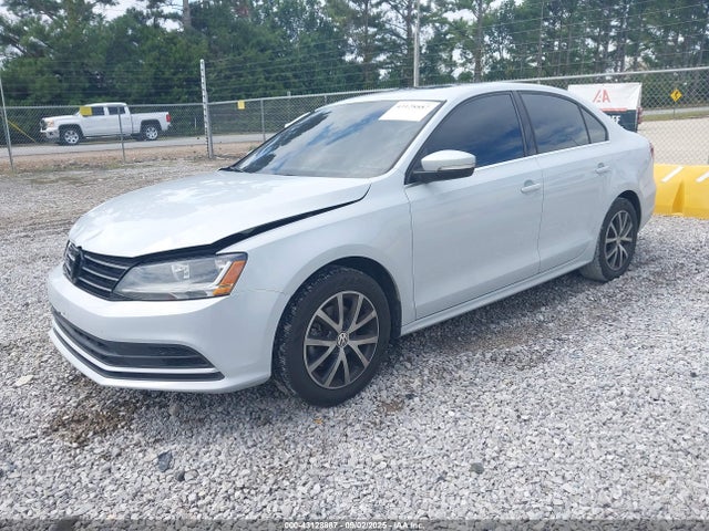Volkswagen 1.4 tsi 2017 3VWDB7AJ7HM323446 Image 2