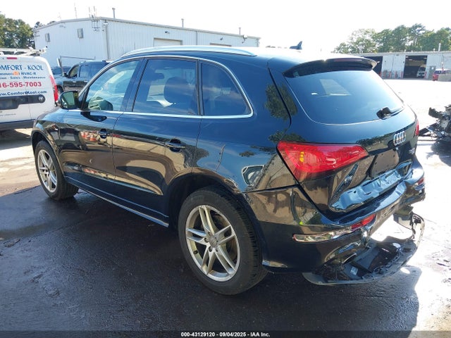 2014 AUDI Q5 WA1DGAFP6EA077393 Photo 2
