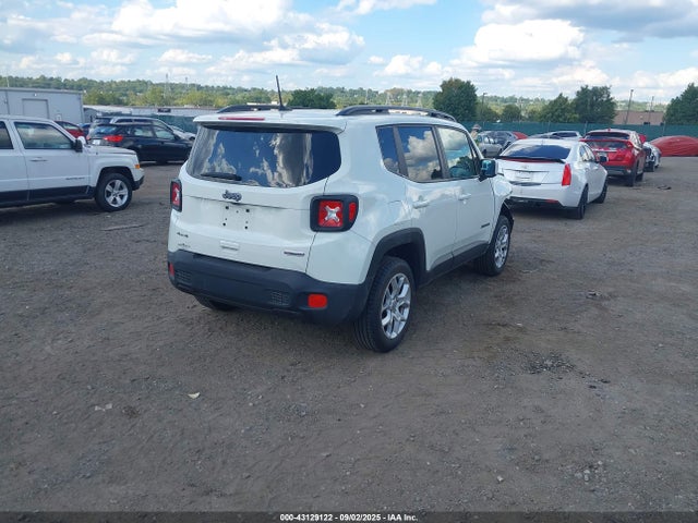 Jeep Renegade 2018 ZACCJBBB3JPH17010 Image 4