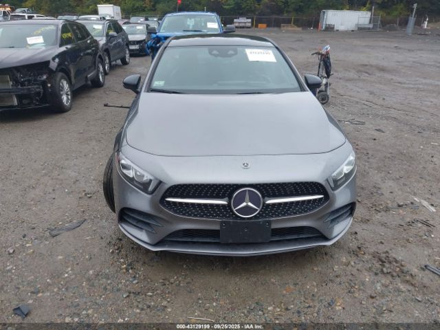 2019 MERCEDES-BENZ A 220 WDD3G4FB7KW002276 Photo 5