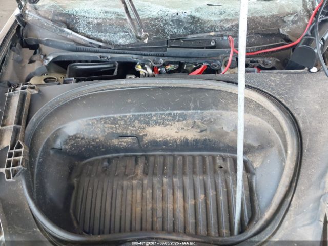 2025 TESLA MODEL 3 5YJ3E1ET7SF986848 Photo 9