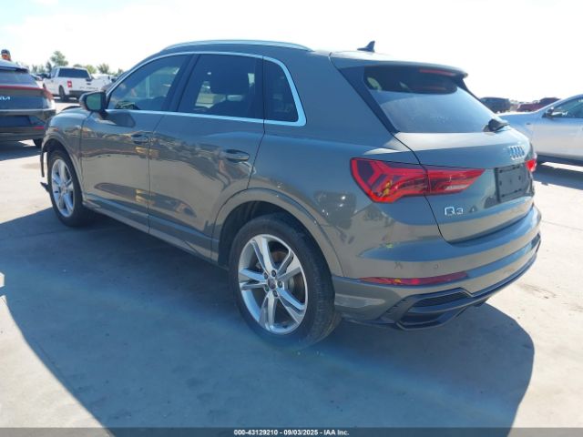 2020 AUDI Q3 WA1EECF34L1078770 Photo 2
