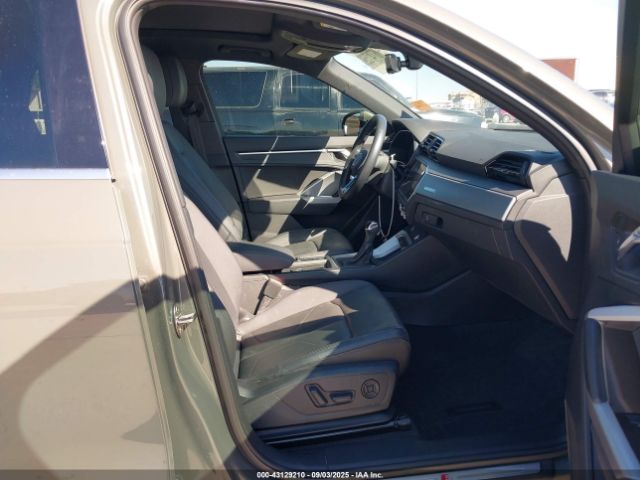 2020 AUDI Q3 WA1EECF34L1078770 Photo 4