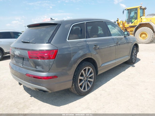 2018 AUDI Q7 WA1LAAF76JD053651 Photo 3
