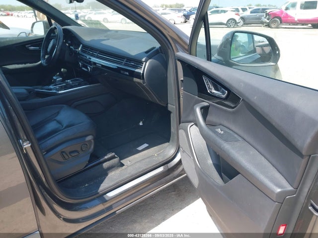 2018 AUDI Q7 WA1LAAF76JD053651 Photo 4