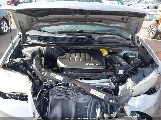 2C4RC1BG4ER217479 Chrysler Town and Country