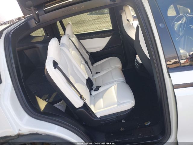 2017 TESLA MODEL X 5YJXCAE2XHF073508 Photo 7