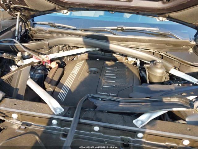 2019 BMW X5 5UXCR6C51KLL63730 Photo 9