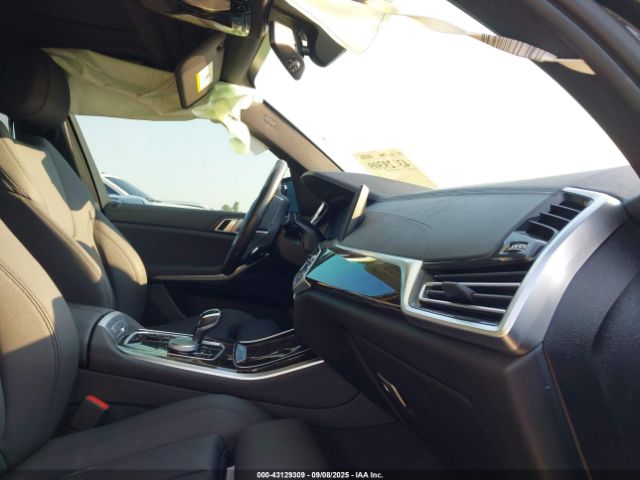 2019 BMW X5 5UXCR6C51KLL63730 Photo 4