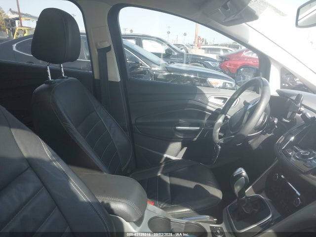 Ford 2015 2015 1FADP5CU0FL121830 Image 5