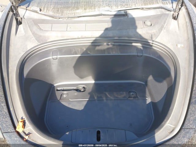 2019 TESLA MODEL 3 5YJ3E1EA5KF398333 Photo 9