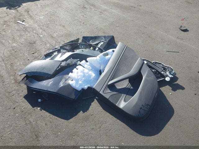 5YJ3E1EA5KF398333 Tesla MODEL 3