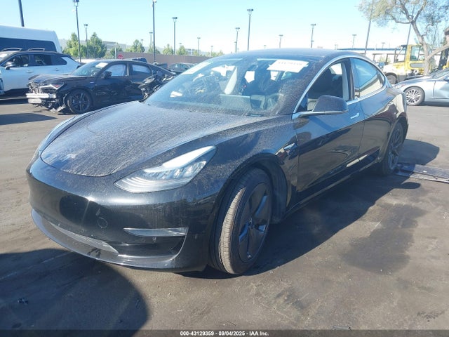 2019 TESLA MODEL 3 5YJ3E1EA5KF398333 Photo 1