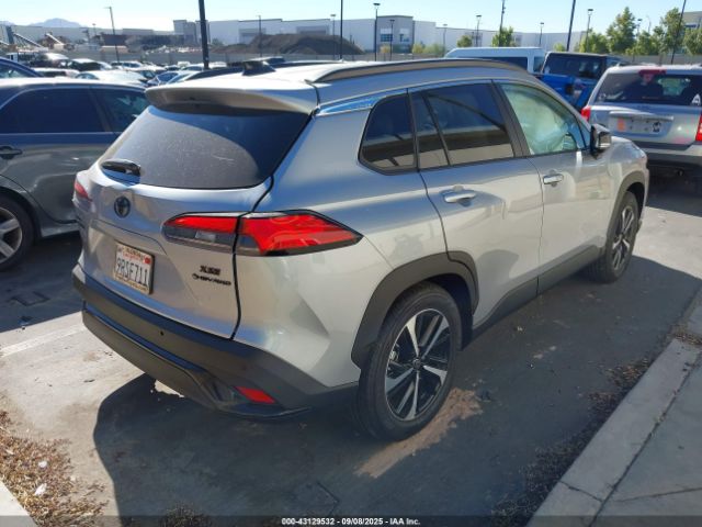 2025 TOYOTA COROLLA CROSS HYBRID 7MUFBABG3SV065189 Photo 3